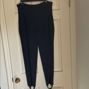 St.John Stylish Dark Grey Stirrup Pants. Size M.